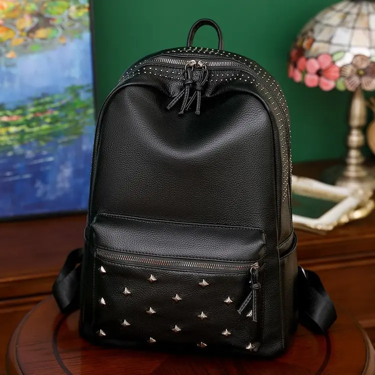 

European And American Fashion New Rivet Backpack Korean Version Versatile Large Capacity Business Commuter Backpack For Women