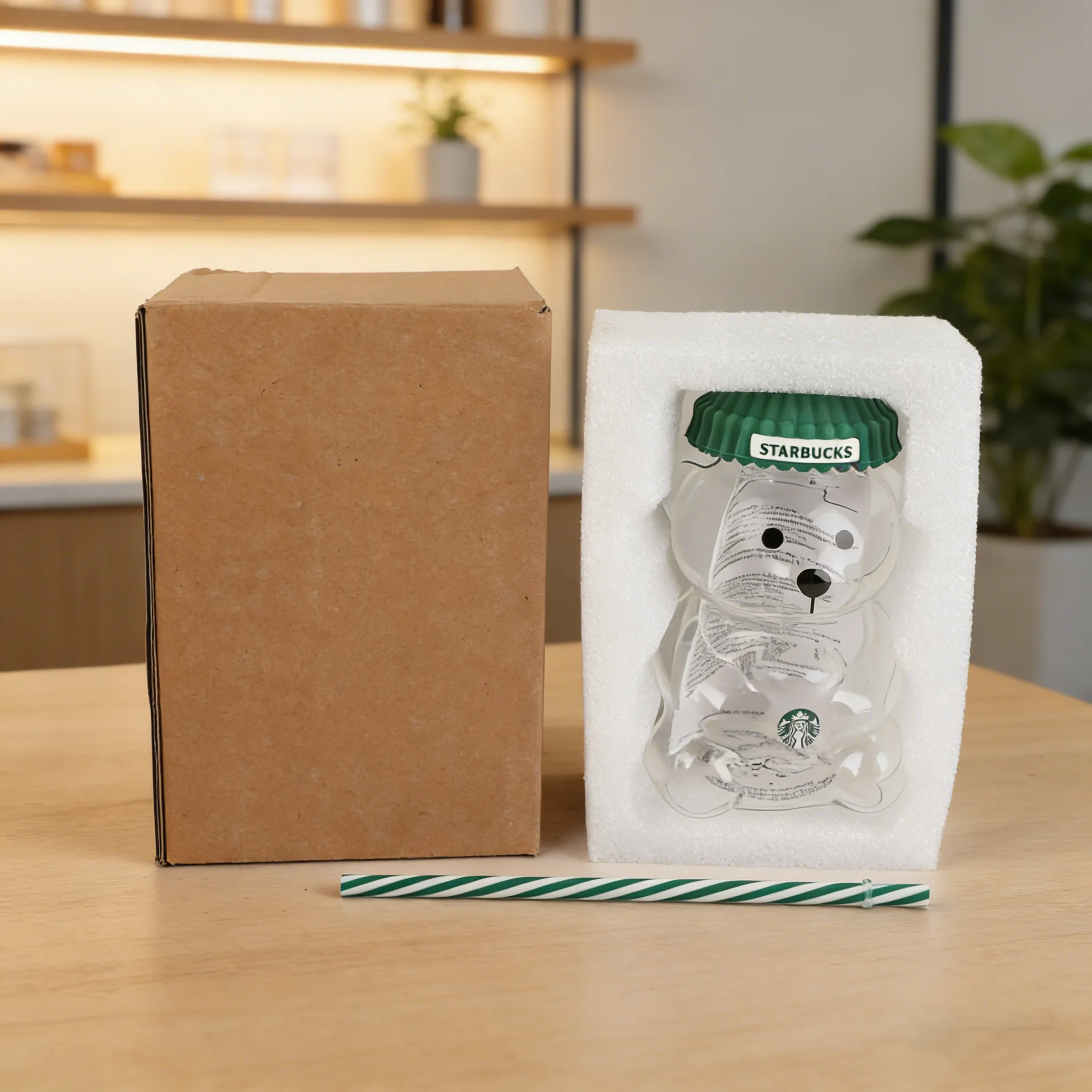 Bearista Bear Straw Tumbler - 591ml Clear Glass with Green Lid
