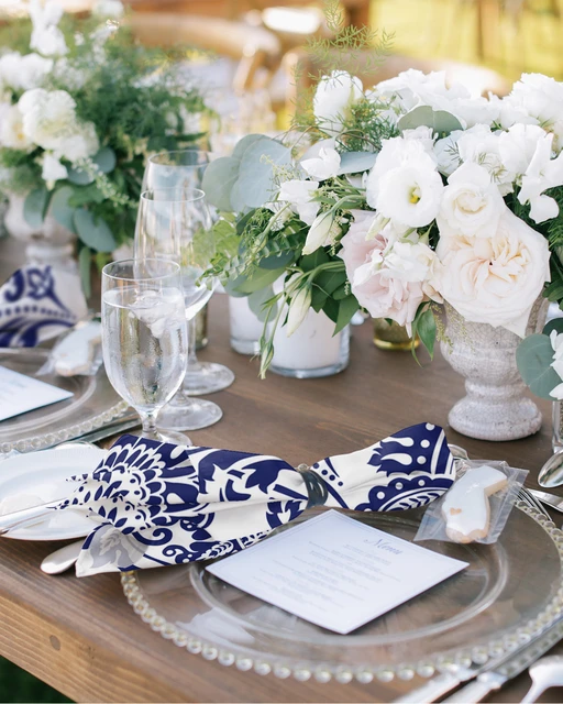 Ensemble de serviettes de table damassées bleu et blanc, mouchoir