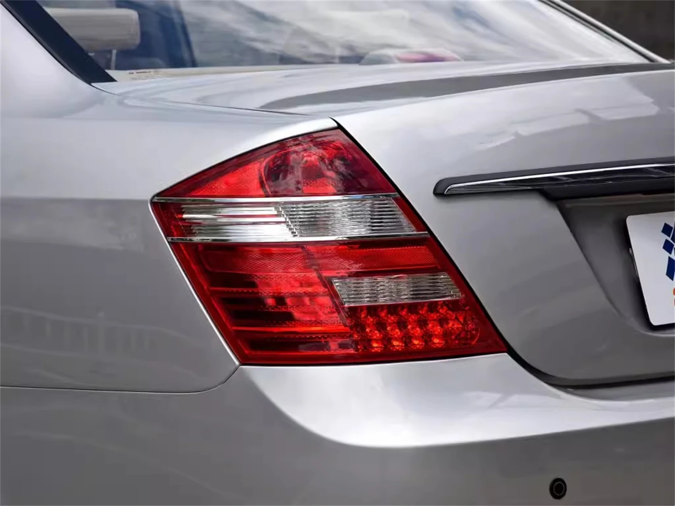 

Задний фонарь автомобиля в сборе для Geely Englon Haijing SC715 718, задний фонарь, сигнал поворота, тормоз заднего хода, 2 шт.
