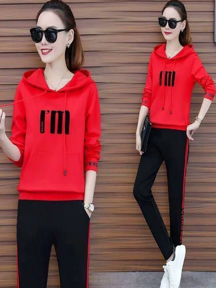 718 Red suit