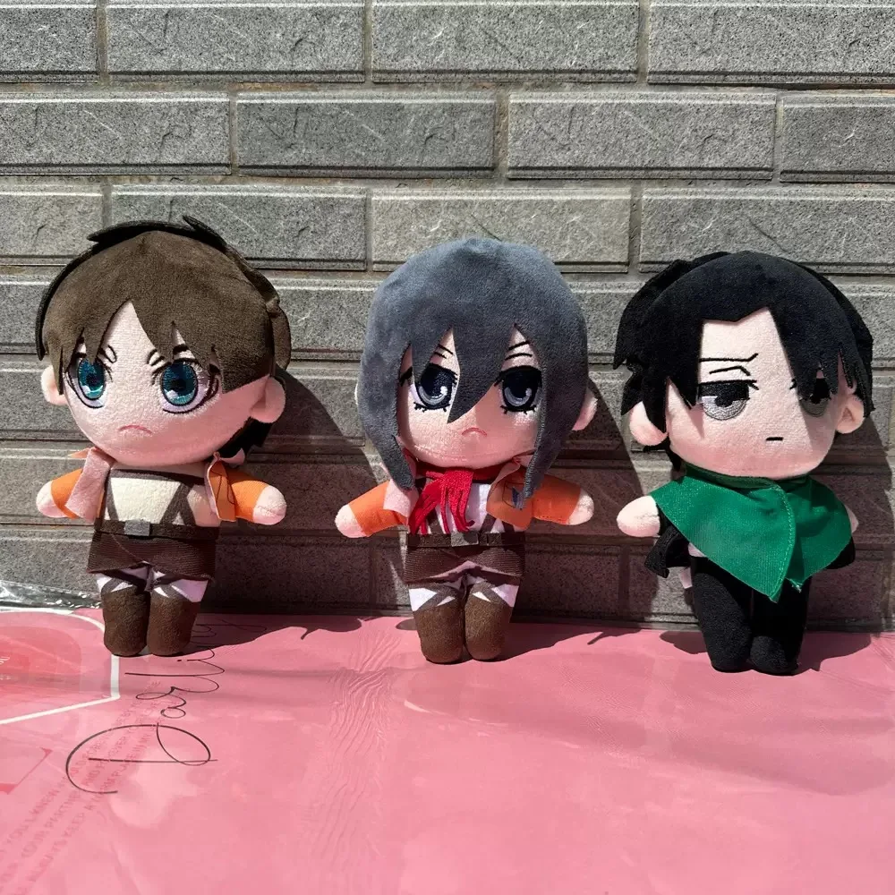 Peluche Eren & Mikasa & Levi Attack on Titan Au Choix