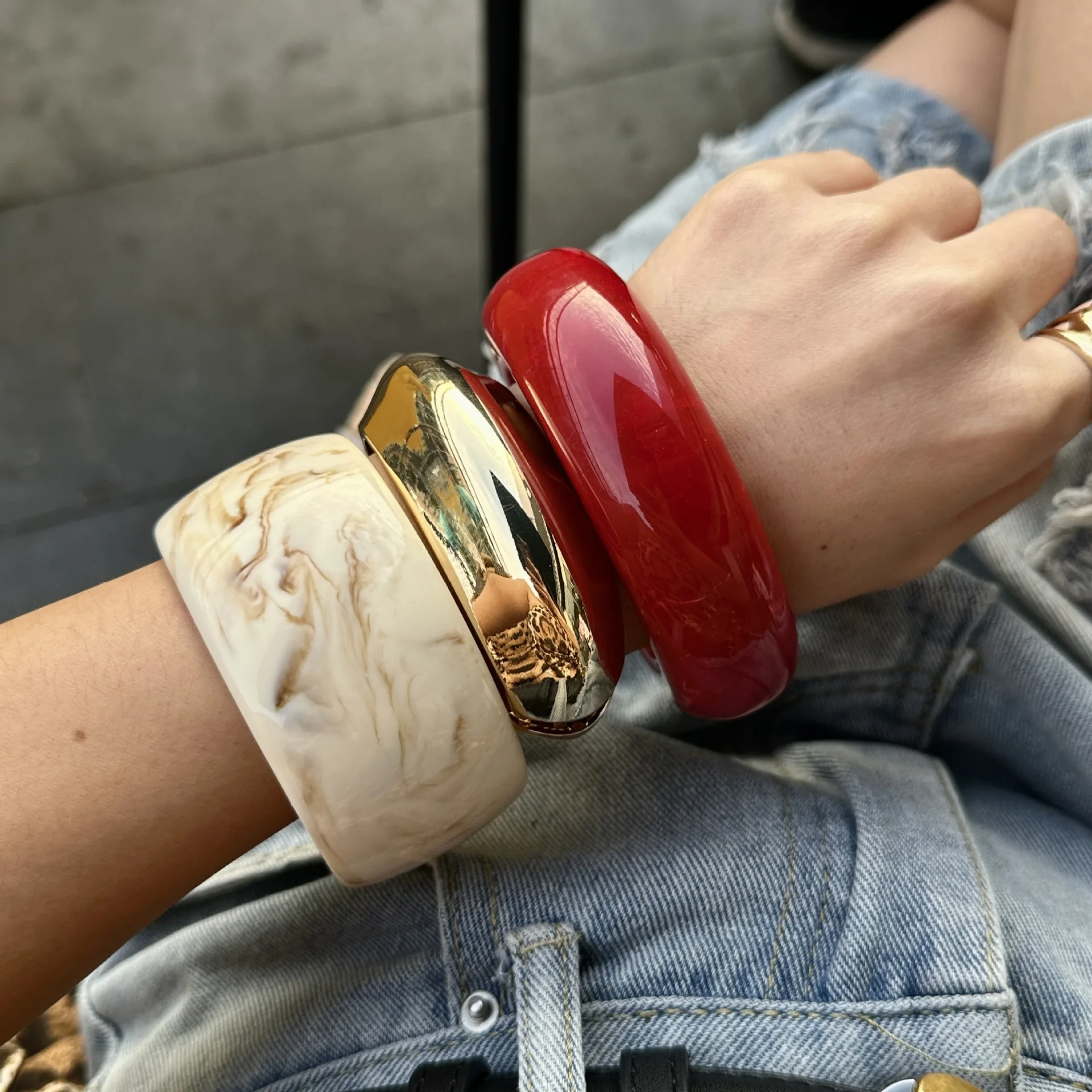 ▫️訳あり価格▫️美品Volume curve bangle - メルカリ