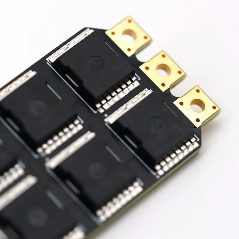 Installation du TBS Lucid 12S 90A ESC sur un châssis de drone, prêt à voler