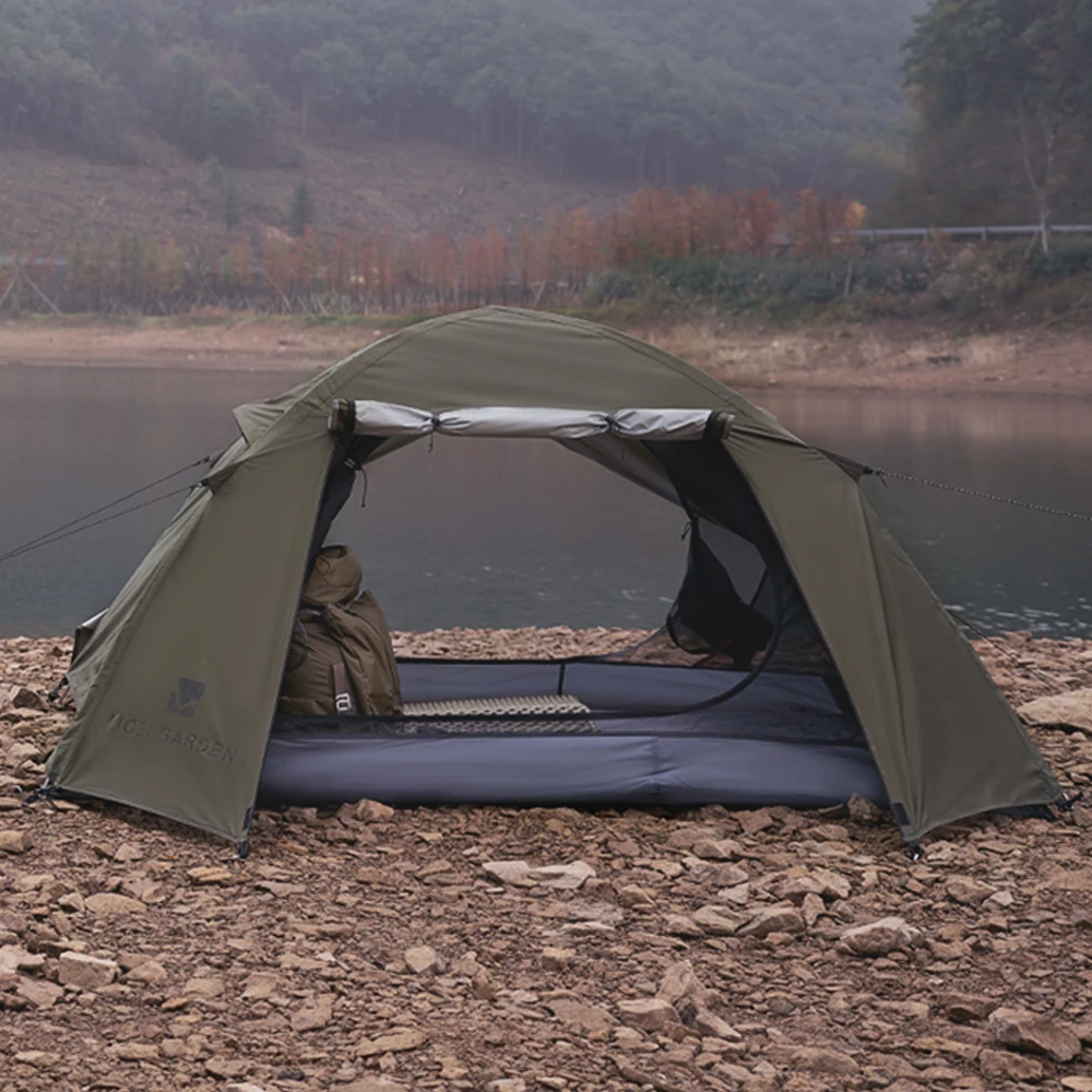Outdoor Camping Tent Backpack Tent Rainproof Windproof Sunscreen 3 Season for 2-4 People Portable Ultralight Travel