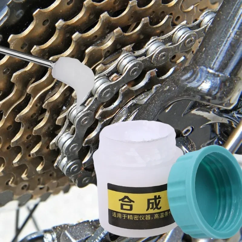 Premium White Synthetic Lubricating Grease
