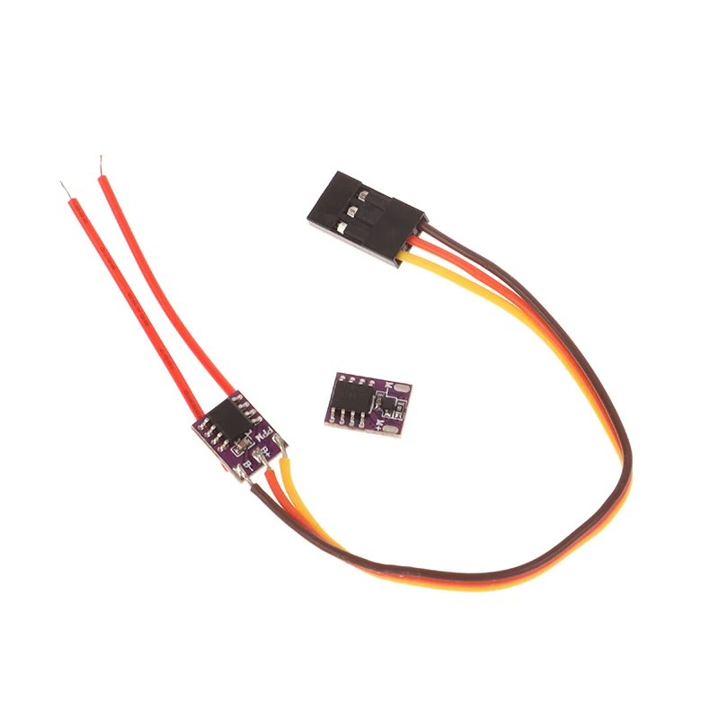 Micro contrôleur ESC brossé 1.8A à côté d'une pièce de 1 euro pour échelle, idéal pour mini robots et drones