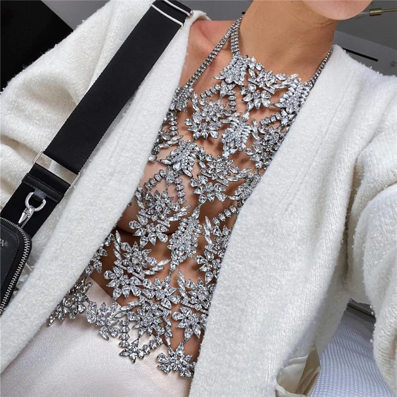 

2022 New Luxury Full Zircon Rhinestone Chest Chain Ladies Party Dinner Sexy Shining Crystal Bra Body Chain Jewelry Accessories