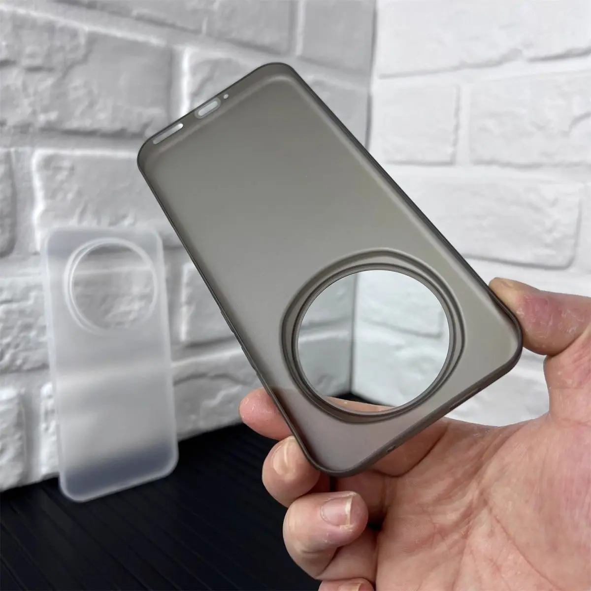 Sleek Matte Transparent Slim Phone Case – Lightweight & Stylish Back Cover