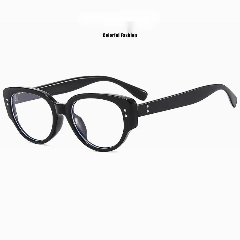Women’s Cat Eye Sunglasses Black And White Retro Style Uv Protection_voghion.com