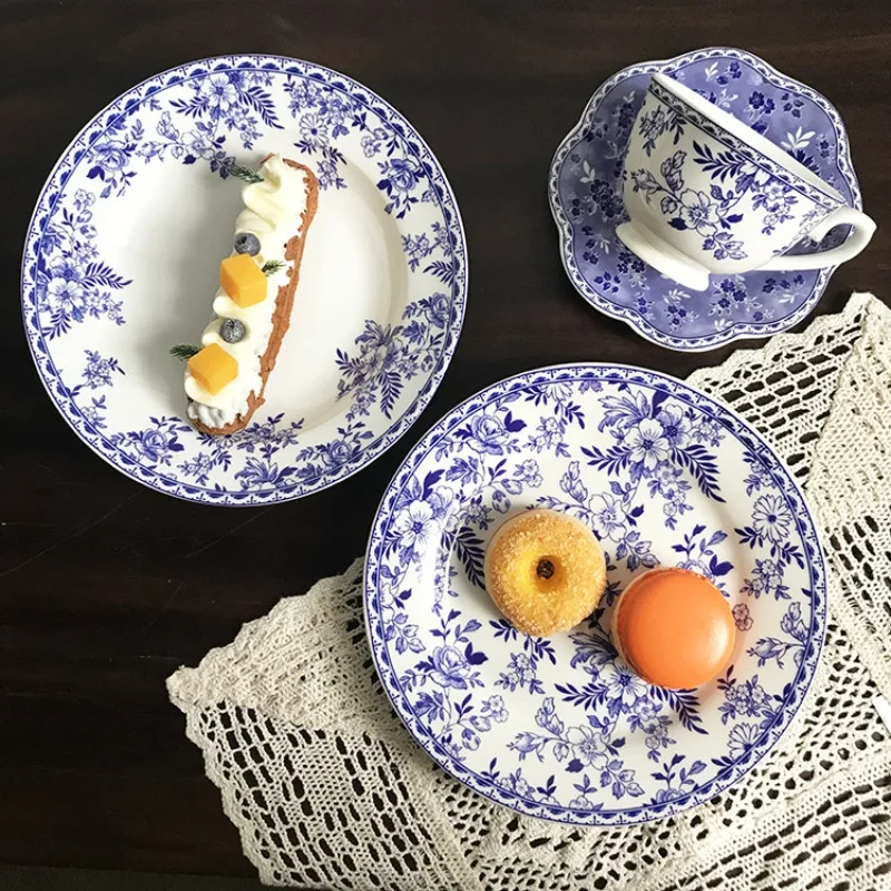 https://ae01.alicdn.com/kf/S41eabd8f988c4bb6902a809f15a24a38u/Porcelain-Espresso-Coffee-Cups-Original-Breakfast-Beautiful-Coffee-Mugs-Services-English-Tea-Set-Tazas-Ceramica-Coffee.jpg