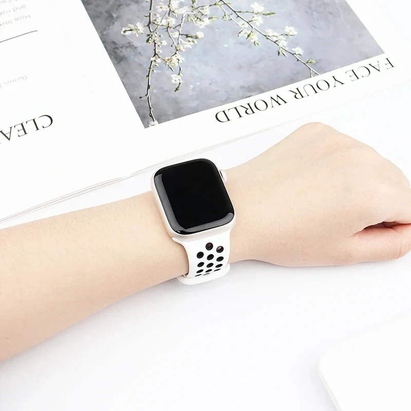 รูปสินค้า สายซิลิโคนกีฬา Apple Watch ซีรีส์ 10-6 นุ่มสบาย ทนทาน