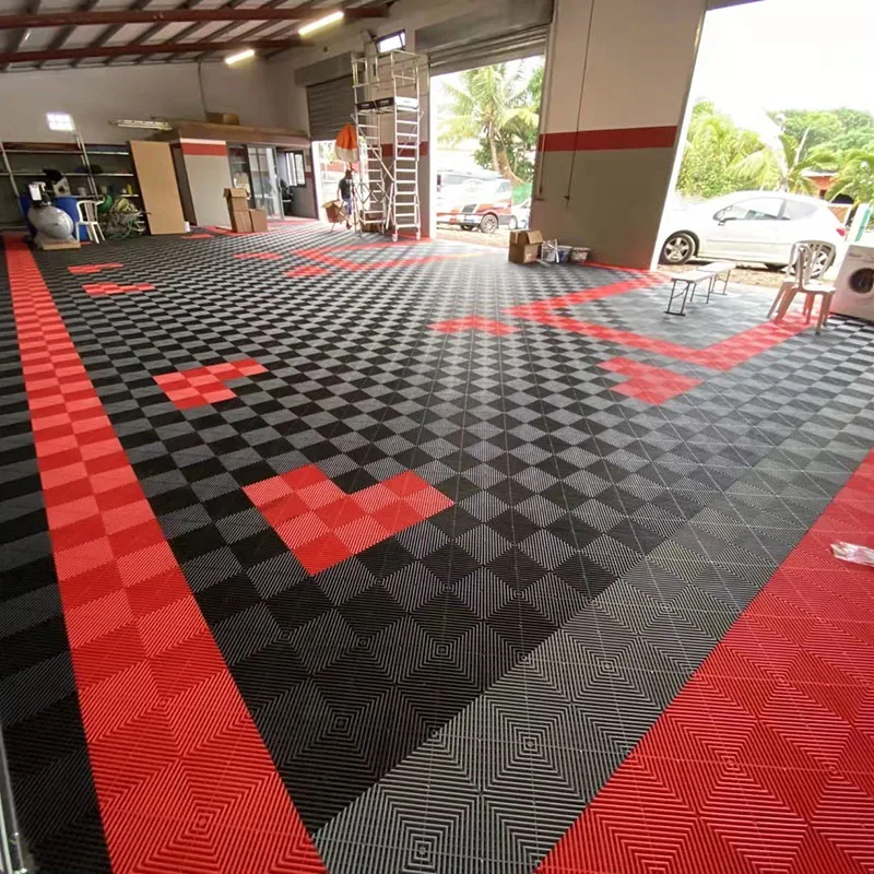 Modular Vented Plastic Garage Flooring Tiles Mats PVC For Showroom Carwash Room Detailing Shop