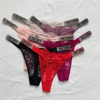 2025 nouveau Satin lettre strass string femmes sous-vêtements Sexy dentelle Lingerie taille basse sans couture culotte culotte 2