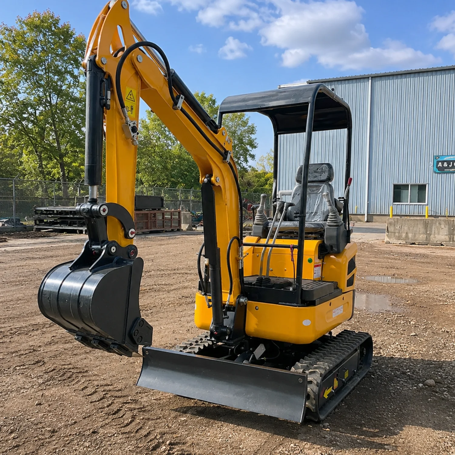 Fabrikpreis Mini-Bagger Maßgefertigt 1,5 Tonnen Kubota-Motor Kompakter Hydraulik-Raupenbagger Euro 5 EPA Sofort Lieferbar