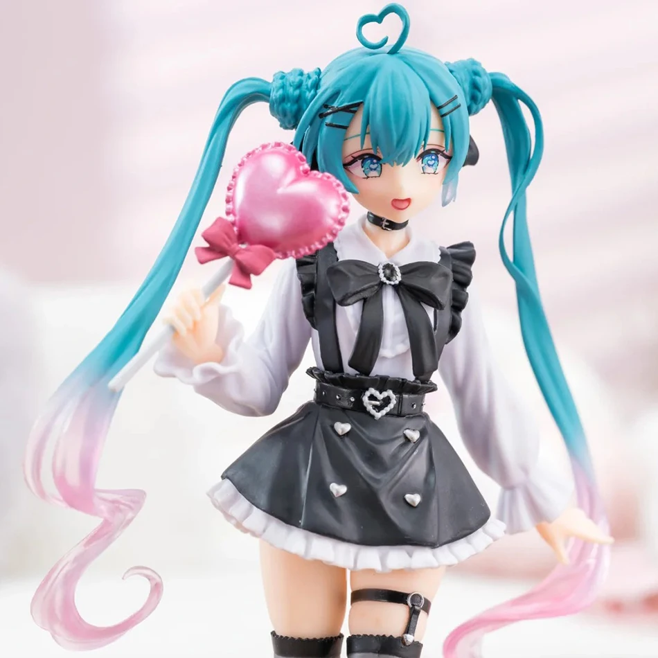 18cm Stylish Hatsune Miku Anime Figure - Fashion Subculture Christmas Gift PVC Collector's Item Doll Toy