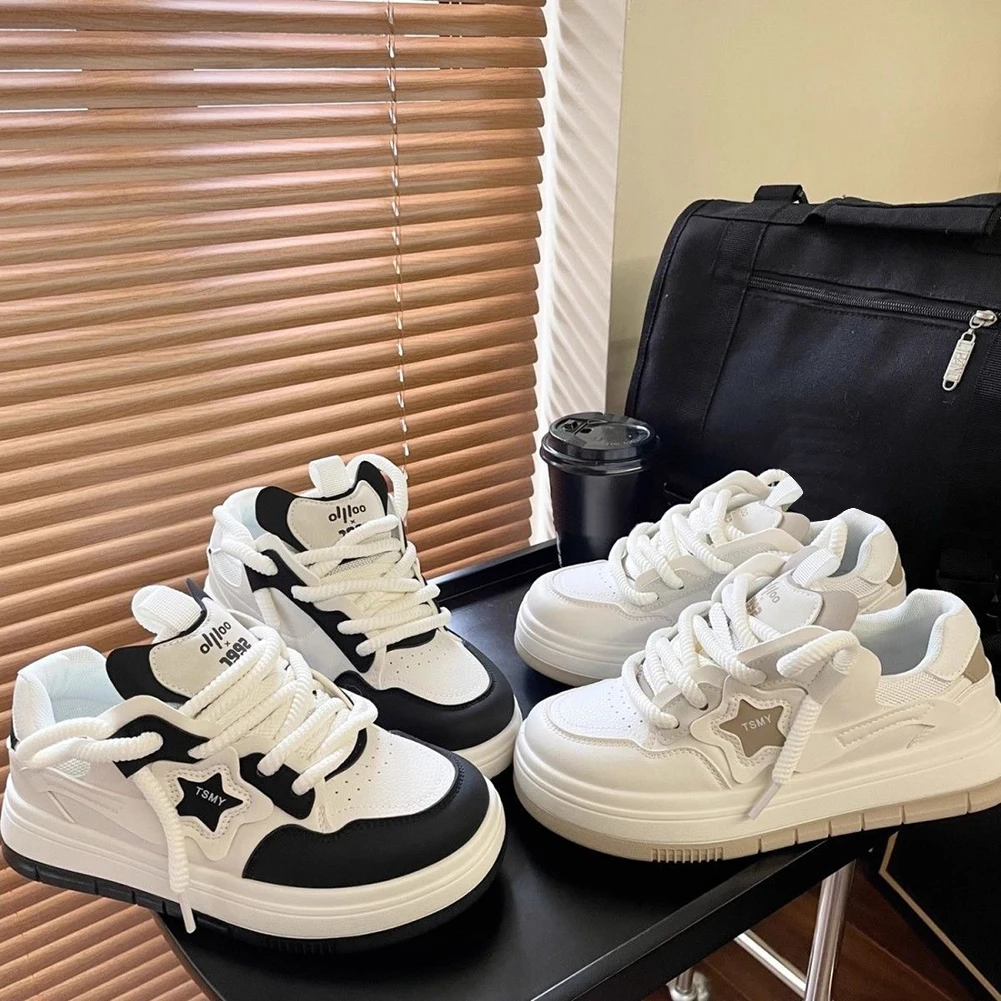 Star Walking Sneakers Y2K Platform Shoes Thick Sole Comfortable Running Shoes Aesthetic Tennis for Walking Jogging