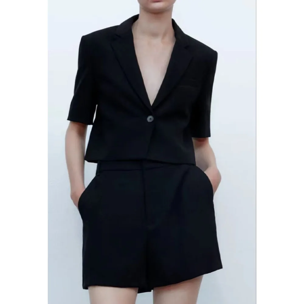 

Zach AiIsa spring and summer women's high-quality short-sleeved casual short suit jacket + all-match high-waist wide-leg shorts