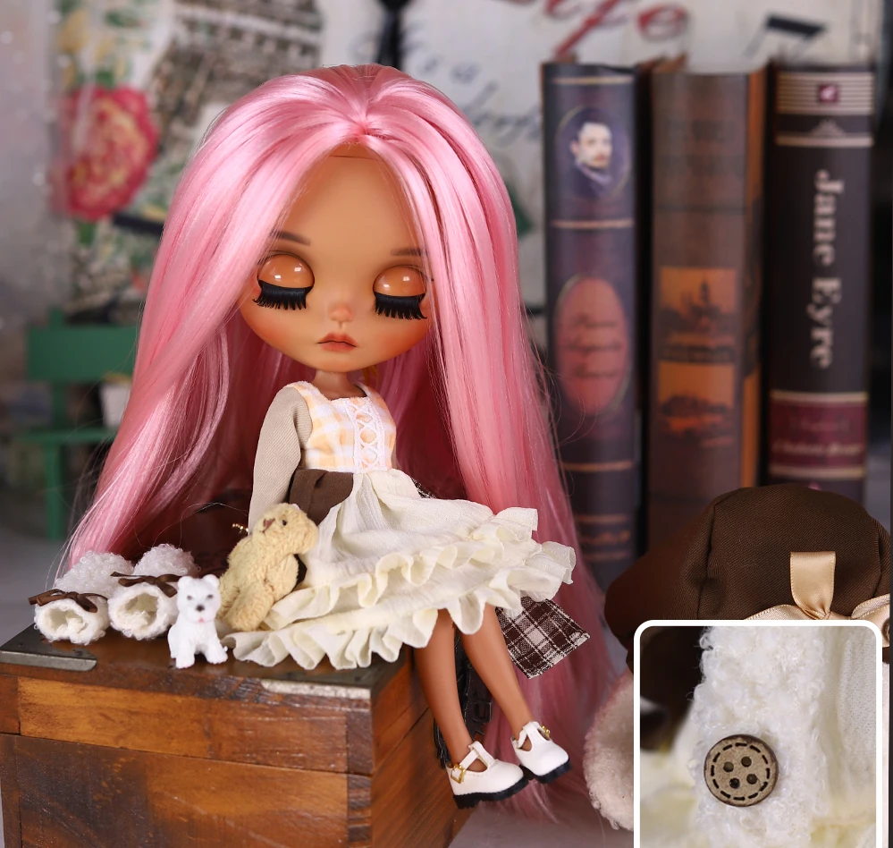Elsie – Premium Custom Neo Blythe Doll with Pink Hair, Tan Skin & Matte Cute Face 7
