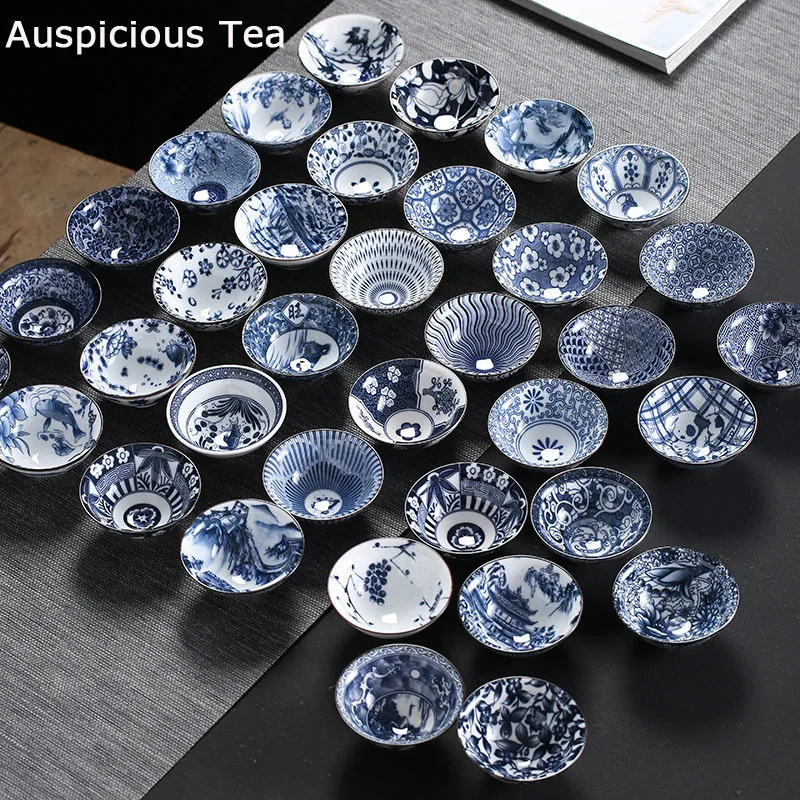 Blue And White Porcelain Teacup Chinese Kung Fu Tea Bowl For Puer Ceramic Atique Glaze Master Cup Kitchen Tea Set Accessories tea cup