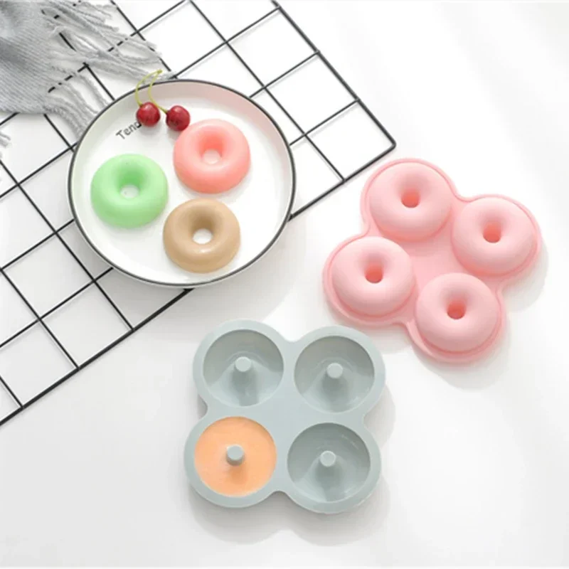 4 Cavity Donut Creative Cake Silicone Mold Home Kitchen Baking Tray Cake Silicone Molds Cooking Bakeware Bake Tools Moulds Brush