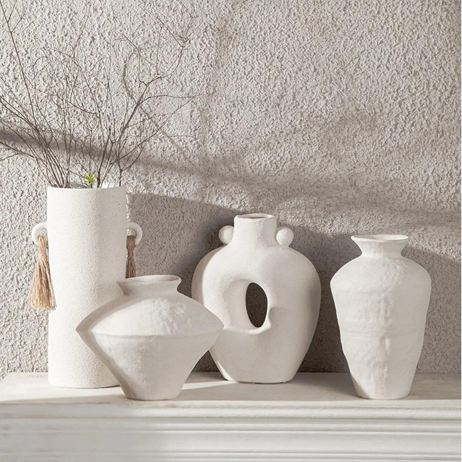 Ceramic Flower Vase,Minimalism Style Decoration,Nordic Style Modern Flower Pot,Art Vase for Desk Office Table Decoration Ceramic Flower Vase,Minimalism Style Decoration,Nordic Style Modern Flower Pot,Art Vase for Desk Office Table Decoration