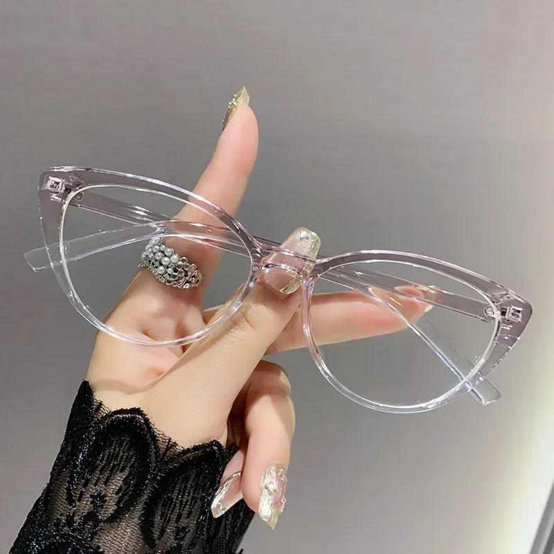 Chic Cat-Eye Full-Frame Retro Reading Glasses with Anti-Blue Light Protection