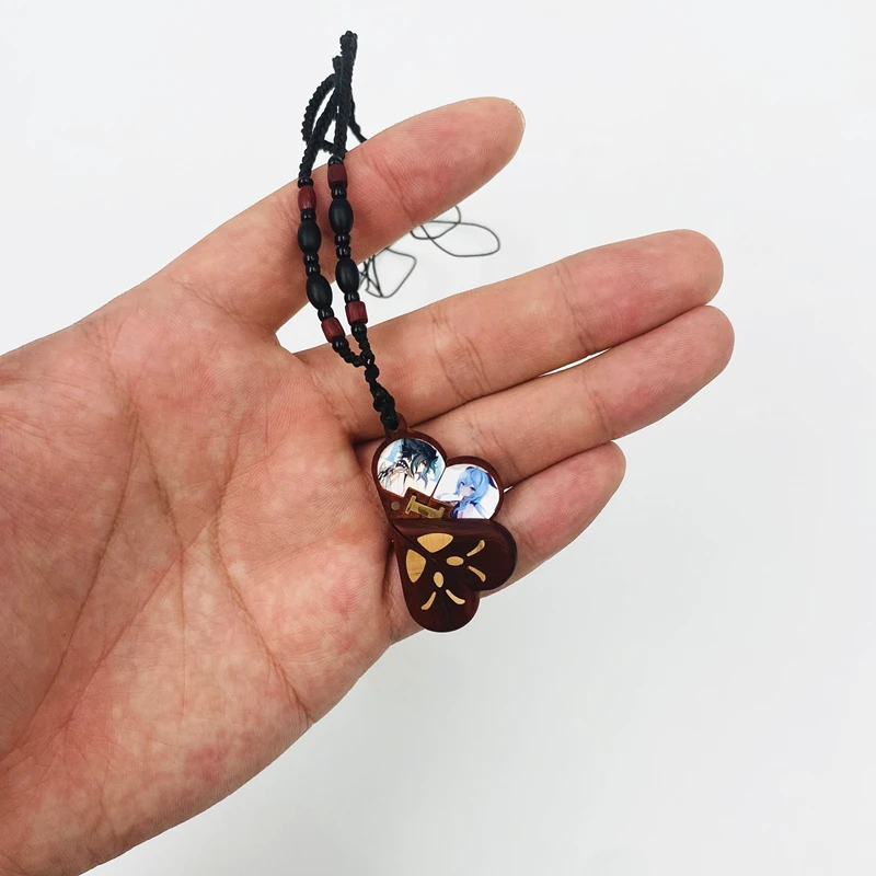 Collier de Cosplay en Bois, Pendentif Médaillon pour Couple Amoureux, Photo Personnalisée, Fait à la Main, Accessoire de Bijoux Unisexe