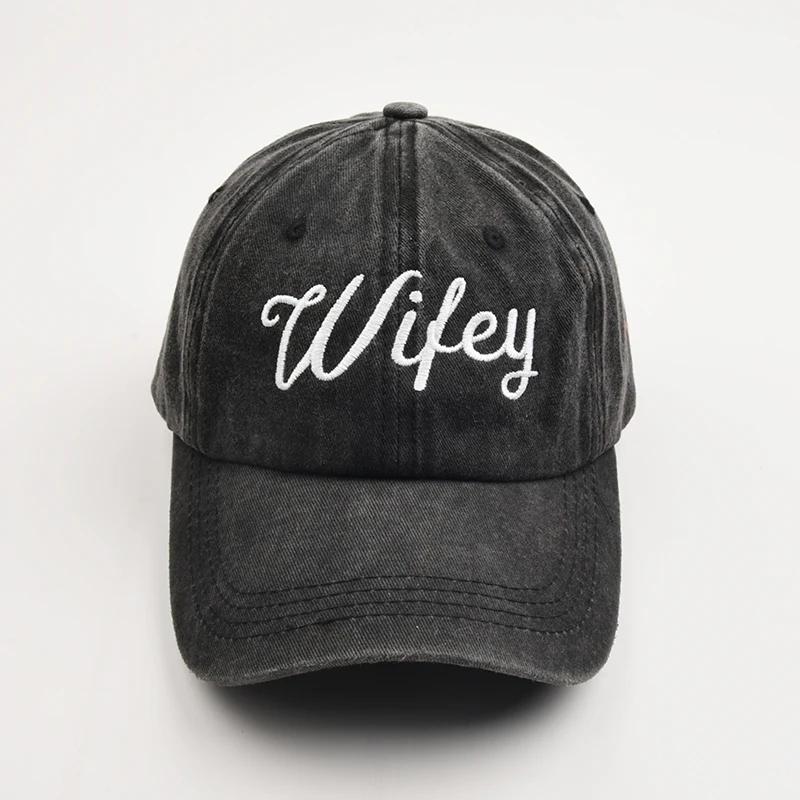 New Embroidery Wifey Hubby Women Baseball Cap Outdoor Fashion Lovers Adjustable Truck Hat for Men Hip Hop Snapback Dad Caps 2