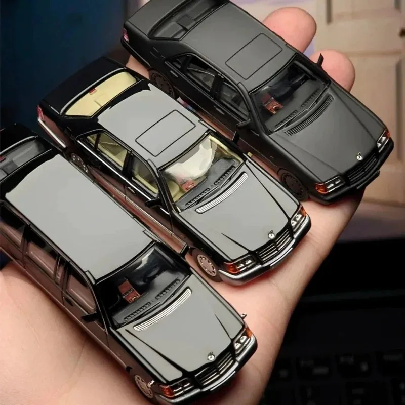 다이캐스트 WTX 1/64 스케일 W140 600SEL 블랙 그레이 컬러 시뮬레이션 합금 자동차 모델 컬렉션 디스플레이 장식품 장난감 선물