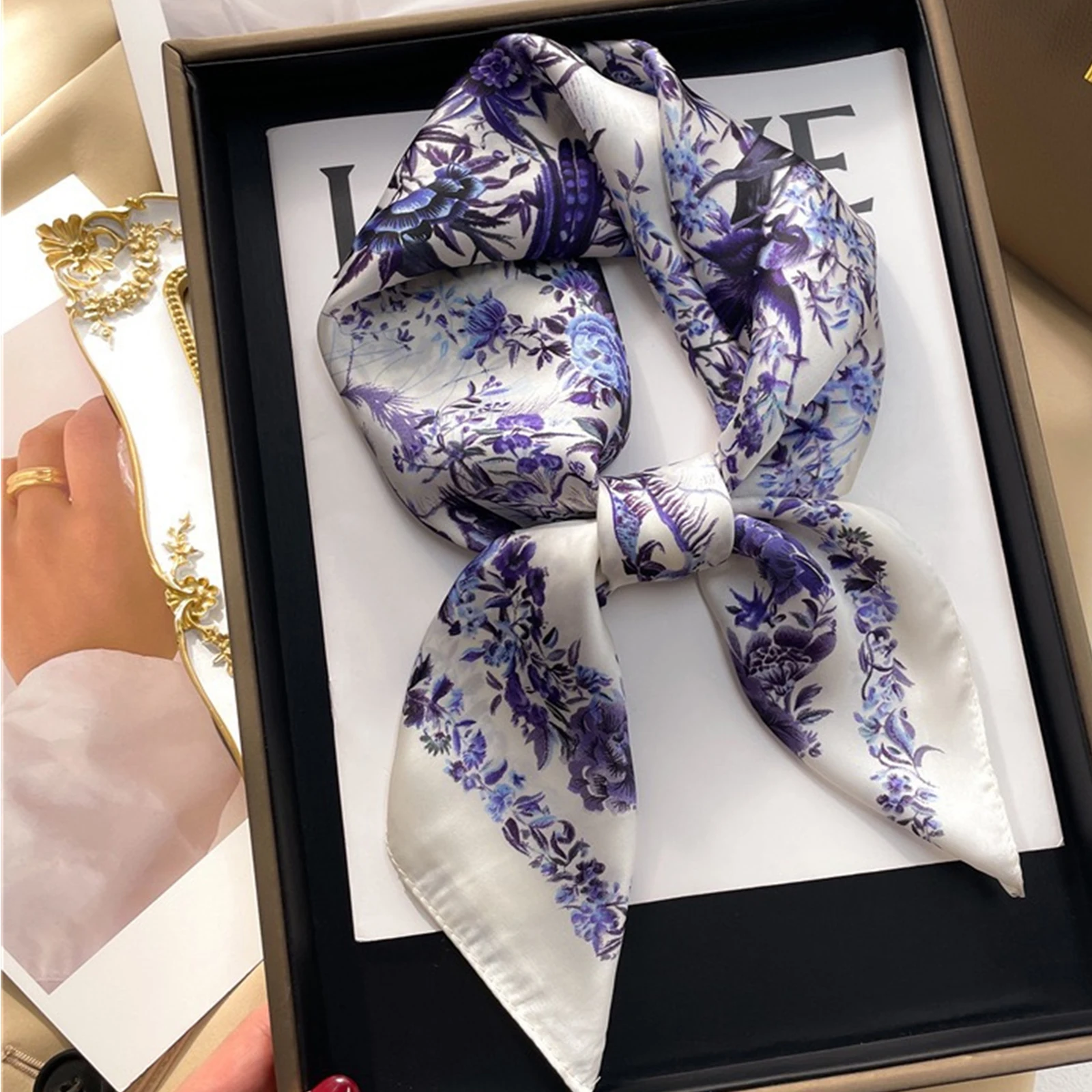 Women New Style Square Headscarf Luxury Sunscreen Beach Kerchief Popular Design 70X70CM Silk Hijab 2023 The Four Seasons Scarves 2