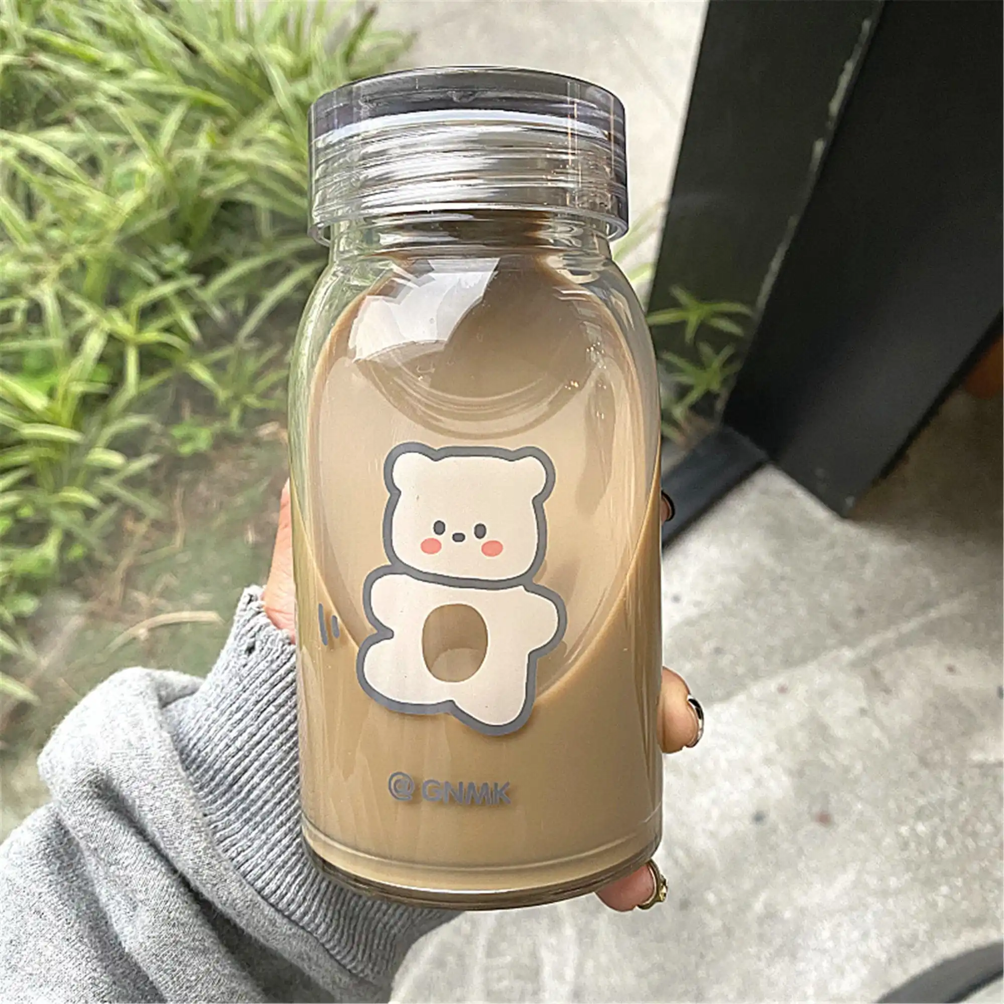 Charming Cartoon Bear Glass Water Bottle with Lid - 500ML Travel-Ready Aesthetic Design