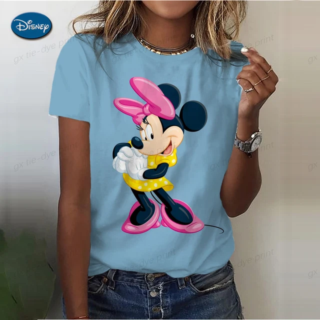 디즈니 마법에 흠뻑 취하세요: 수채화 프린트의 미키 마우스 티셔츠
