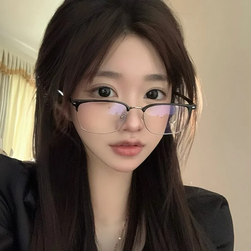 https://ae01.alicdn.com/kf/S42022cfd3dc94626901eb811e243350eN/Korean-Tsquare-Glasses-Frame-Girl-Ins-No-Makeup-Plain-Glasses-Men-Light-Eyewear-Cute-Decorative-Computer.jpg