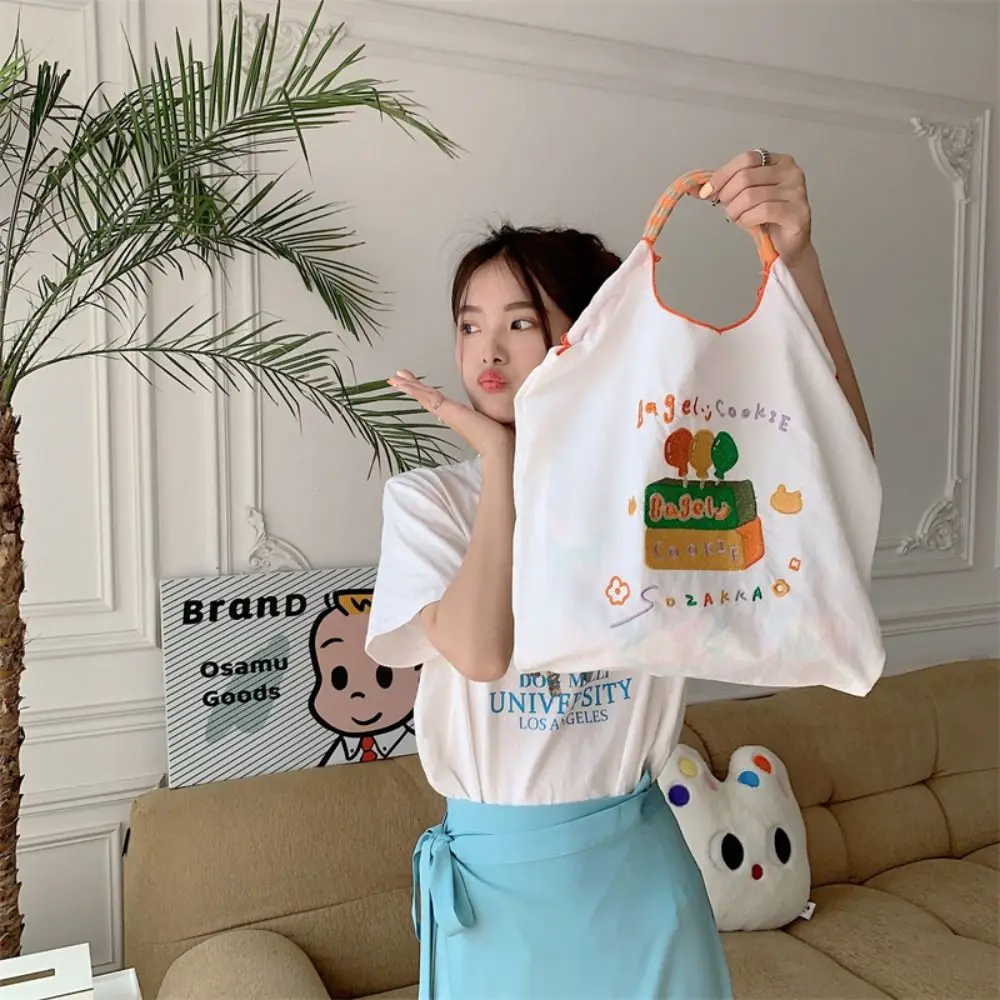 INS 자수 곰 핸드백 경량 에코 드로스트링 나일론 볼 체인 캔버스 휴가 토트백 숄더백 여행 