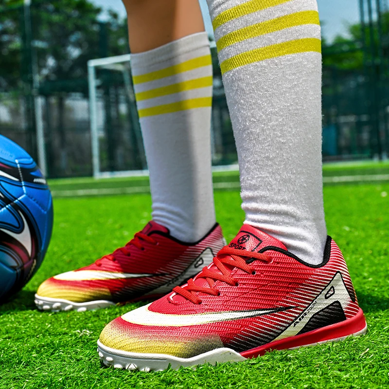 Men's Professional Soccer Shoes – Durable, Comfortable Football Boots for Match Play