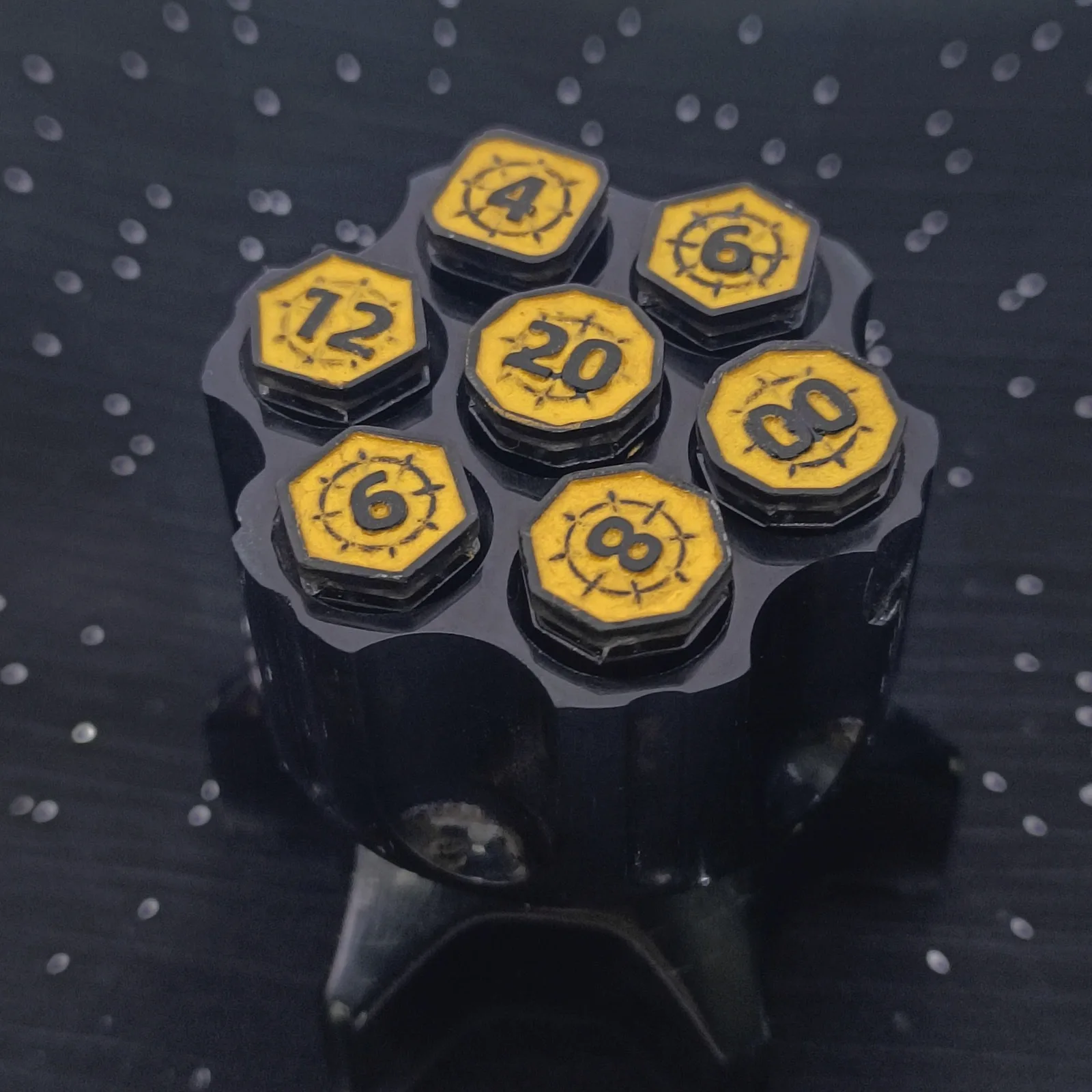 Aazon.co: Etal Polyhedral Bullet Dice Set Of 7 With Spinning Revolver Cylinder Container
