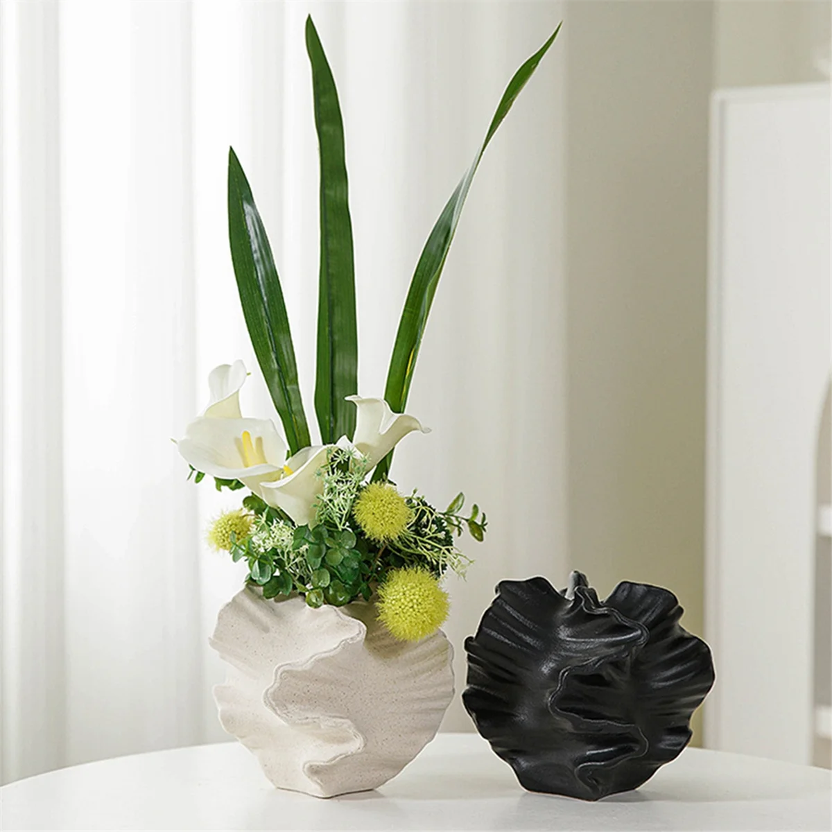 

Coral Vase Nordic Art Container for Flower Pampas Grass Vase Living Room Tabletop Centerpieces Decor Creamy-White B
