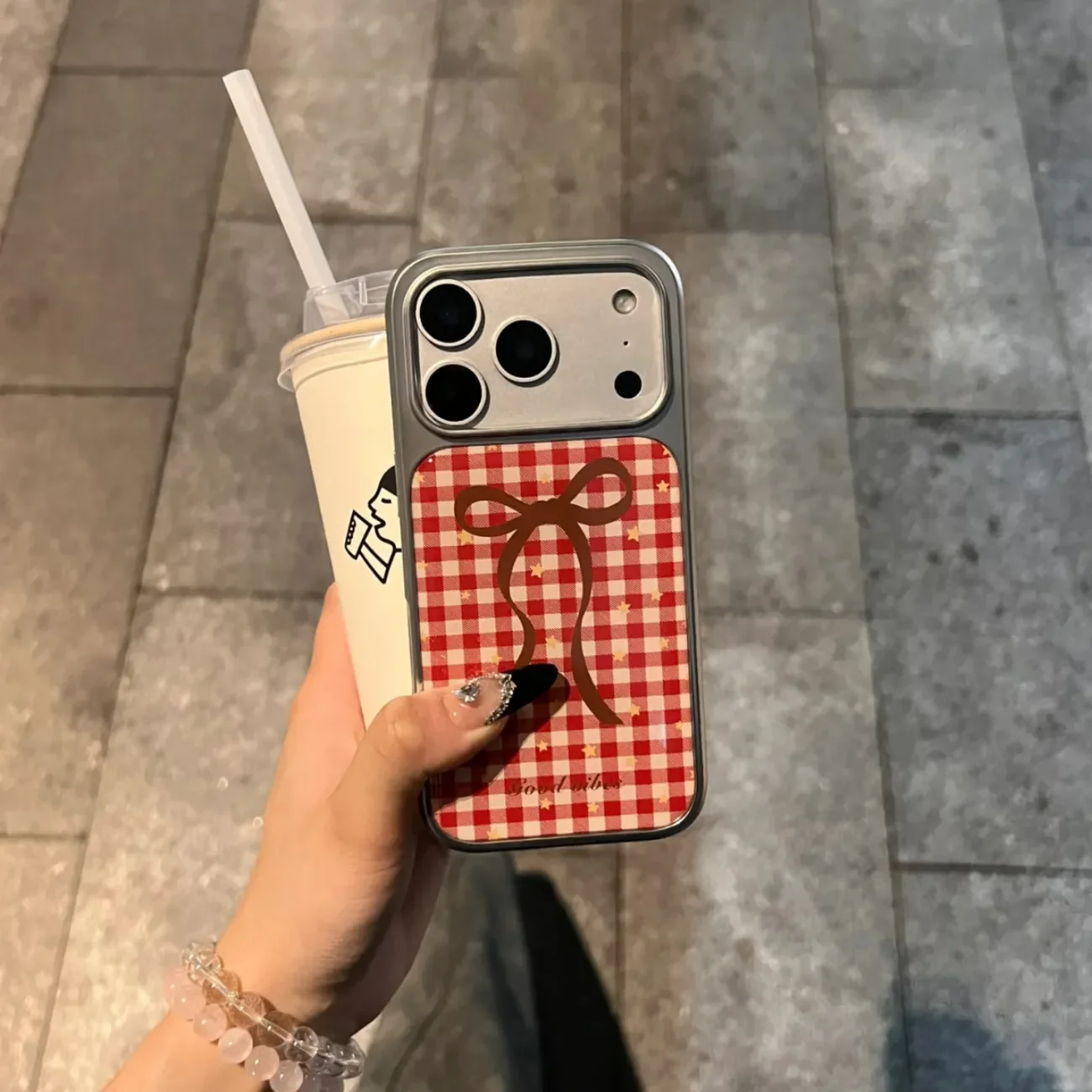Retro Red Checkered Bow Electroplating Drip Glue Phone Case - Y2K-Inspired Cover