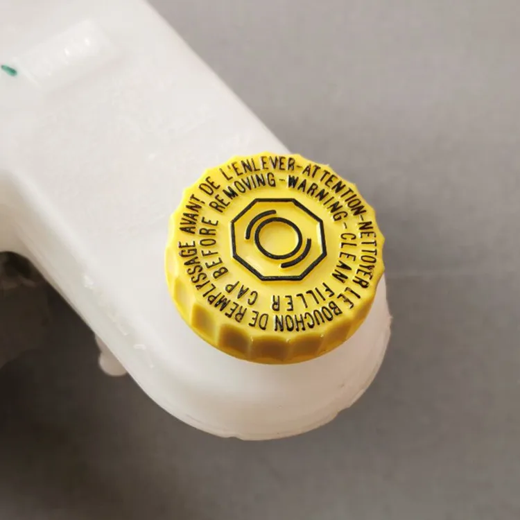 For Jeep Grand Cherokee Wrangler Compass Patriot Commander Genuine Car Brake Fluid Reservoir Bottle Tank Cap Cover