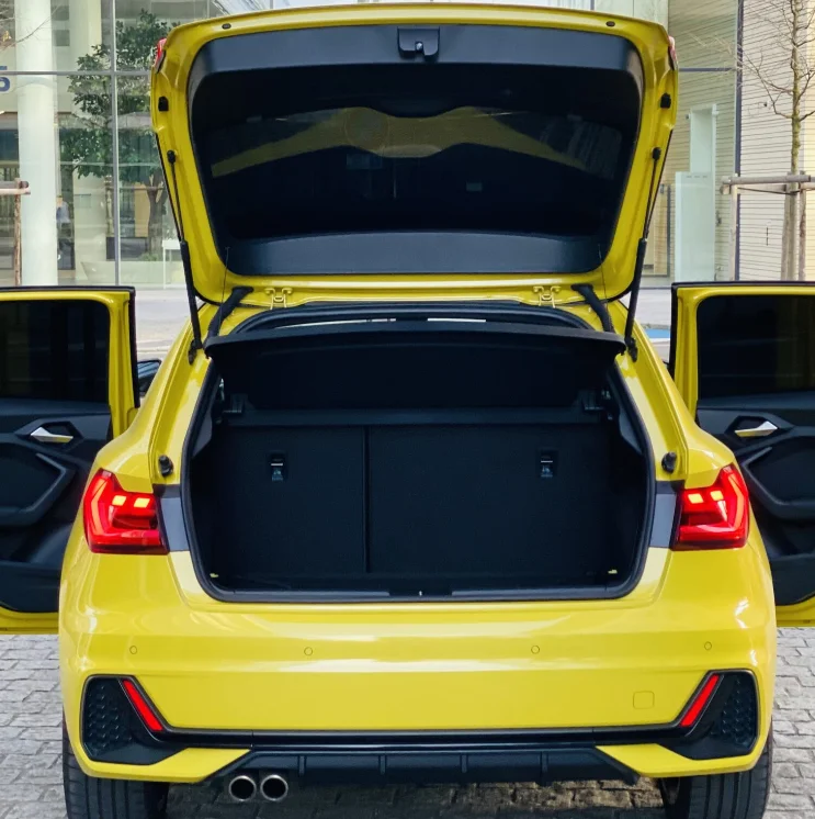 Audi A1 Sportback Mk2 (GB) 2018-현재 후면 테일 게이트 트렁크 부츠 리프트 용 스프링이있는 자동 스트럿츠는 충격 댐퍼로드를 지원합니다
