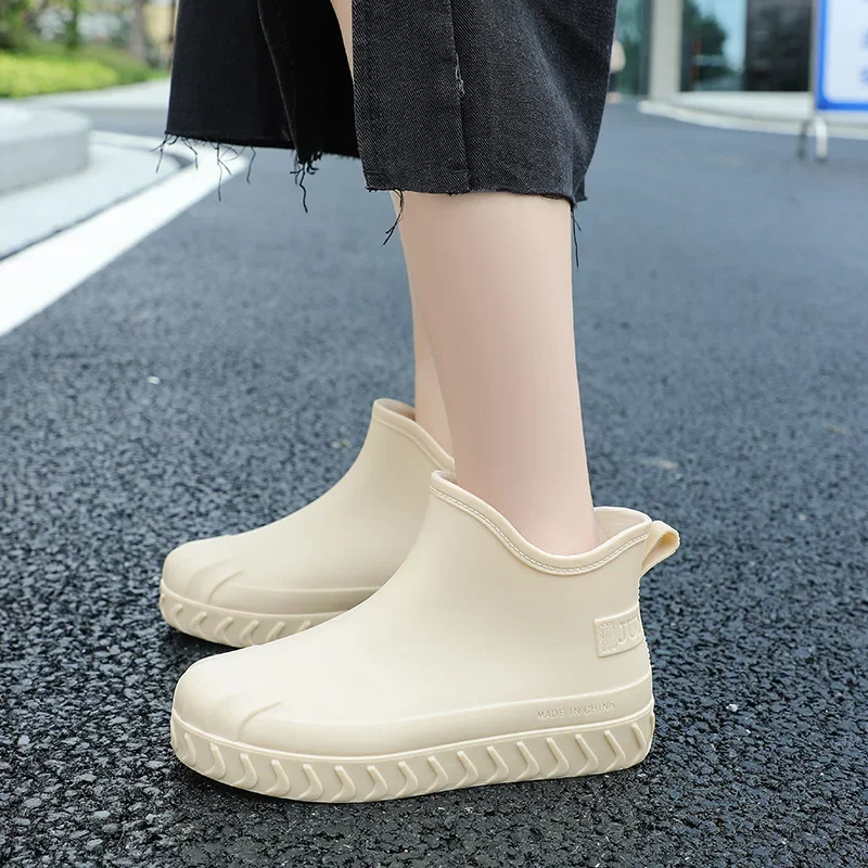 

New Women Fashion Ankle PVC Rain Boots Waterproof Non-slip Rainboots Female Outdoor Shallow Water Shoes Wellies Boots