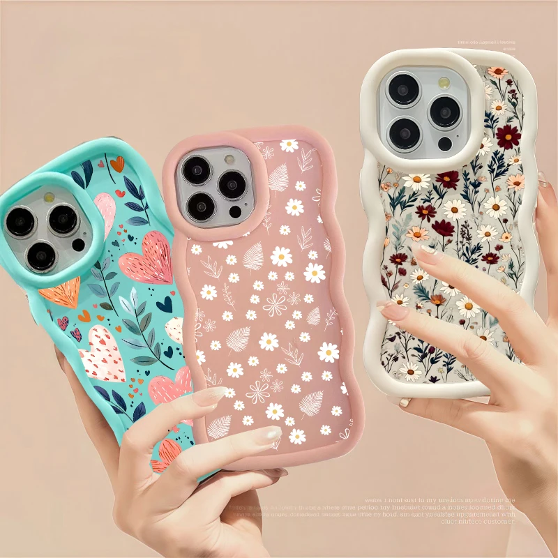 Love Heart Leaves Daisy Phone Case