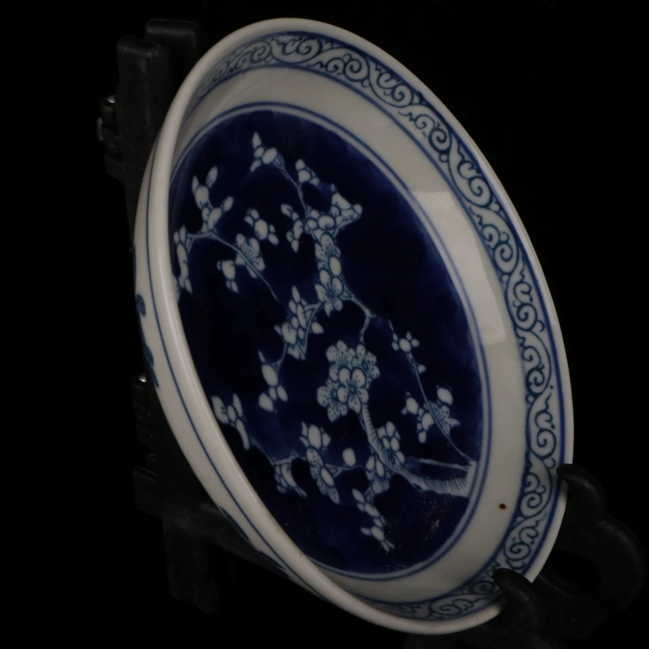 Antique Porcelain Blue and White Plum Blossom Pattern Small Plate Decorative Ornament 2