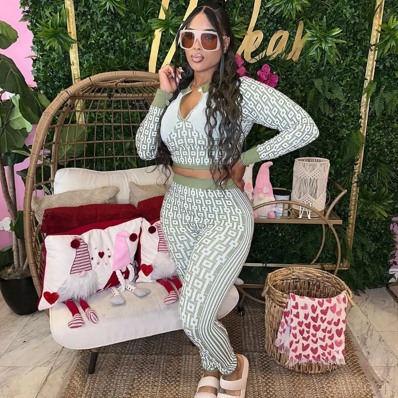 Casual Position Printed Two Piece Set Women Outfits 2023 Autumn Long Sleeve Half Zipper Crop Top Slim Pants Casual Tracksuit