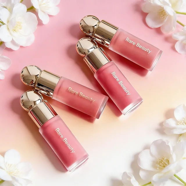 Rare Beauty Soft Pinch Liquid Blush, fini soyeux et lisse, longue tenue, effet repulpant, fini mat impeccable, cosmétiques. 1