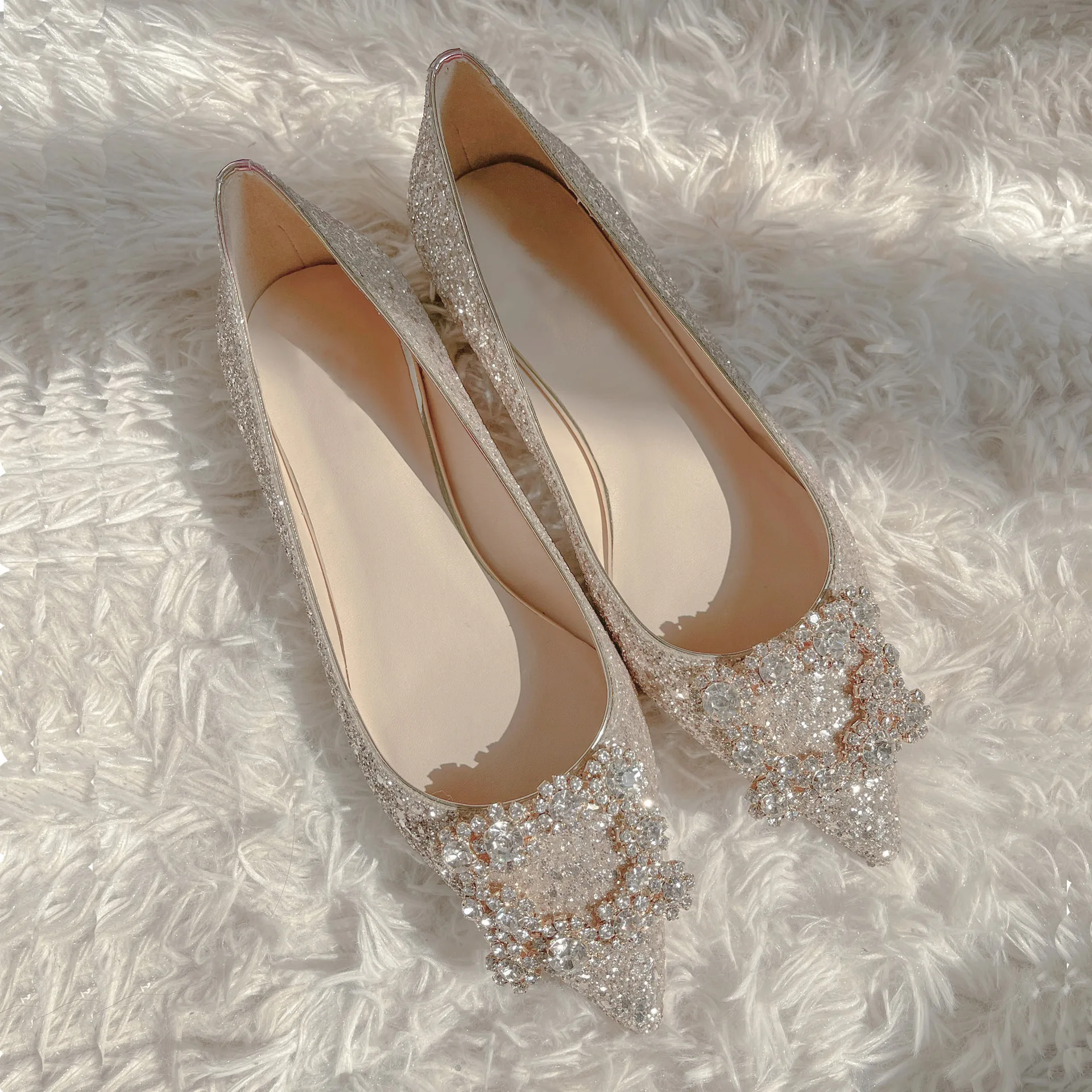 Elegant Champagne Pearl Rhinestone Satin Wedding Shoes 2021 Pointed Toe Flat  Wedding Heels
