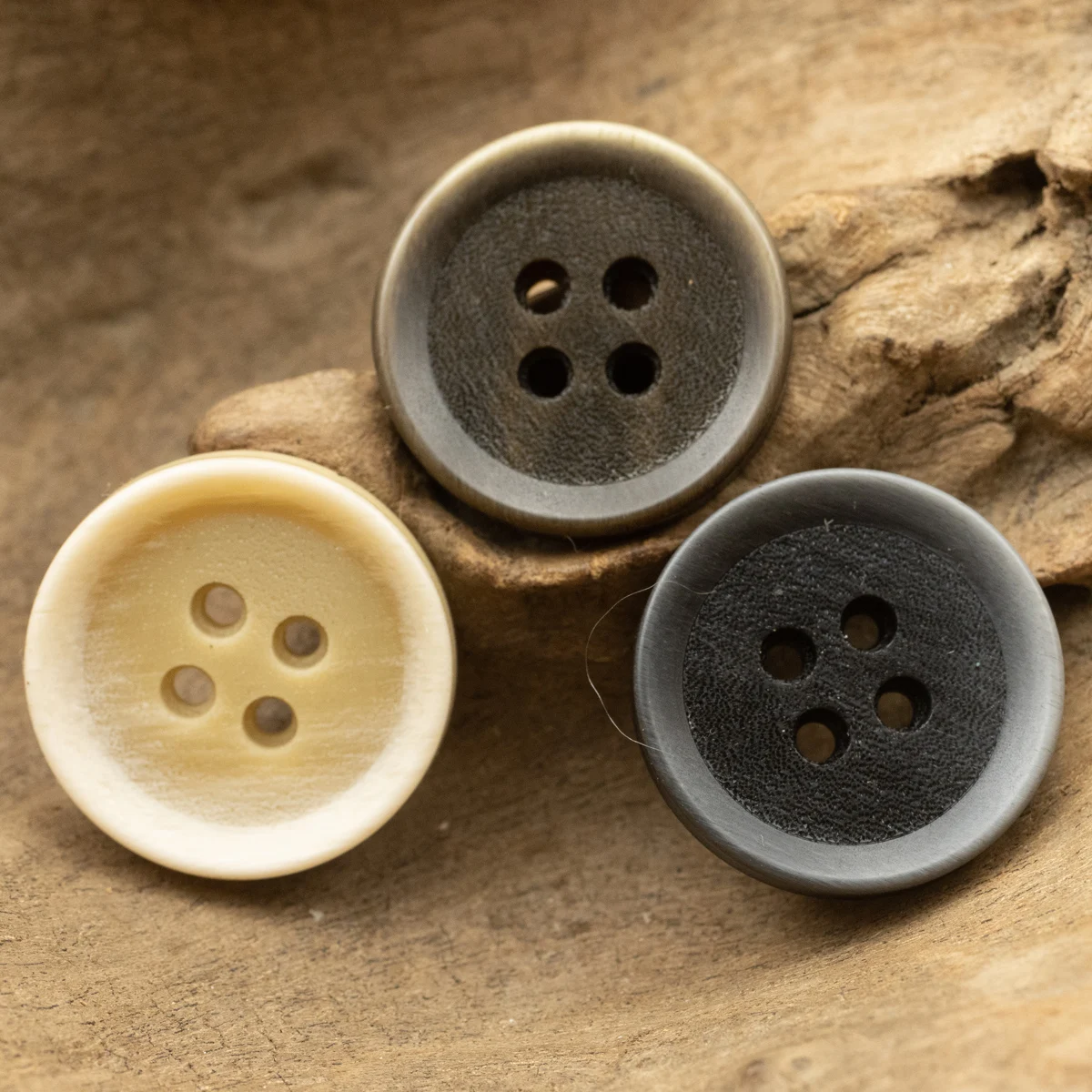 

10pcs Gradient SOJO Original Buttons For Clothing Instagram Fashion Corozo Lazy Style Botoni Outwear Suit Mens Sweater Buttons