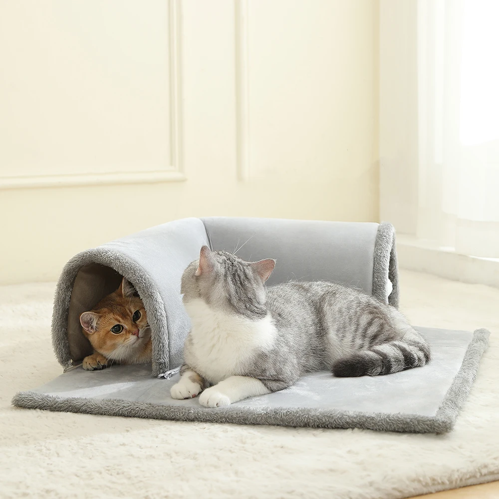 Cozy Cat Tunnel Bed for Indoor Cats – Multifunctional Activity Tunnel with Hanging Balls