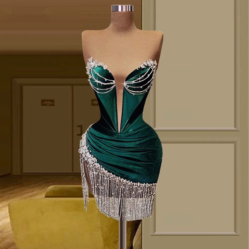 Elegant Cocktail Dresses Sheath V-neck Short Mini Beaded Sexy Homecoming Dresses Haute Couture Customized